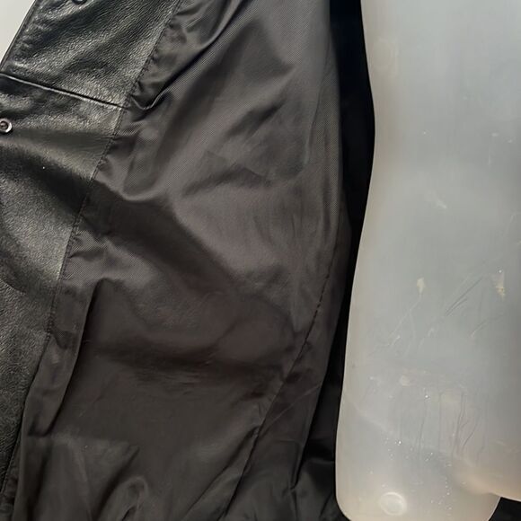 Wilson’s Vintage Men’s M Black Leather Jacket Excellent! - Picture 10 of 13